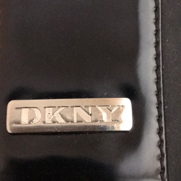 DKNY Classic Black Nylon Shoulder Bag - Picture 5 of 7